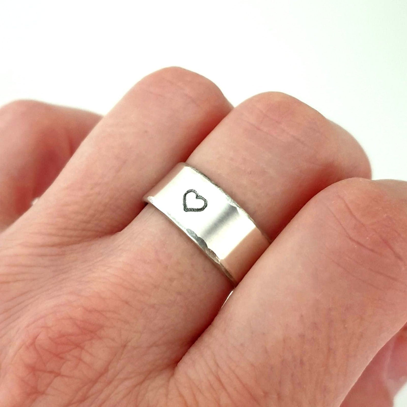 Kleiner Herzgravierring - Sterling Silber Versprechenring