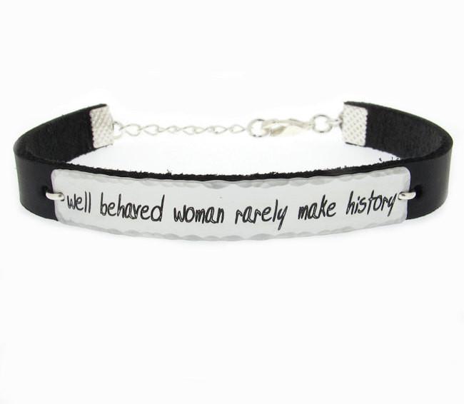 Personalisiertes Initial-Armband für Frau