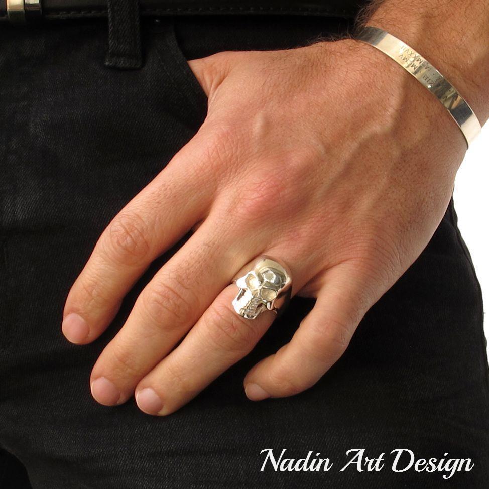 Leitfaden zum Tragen von Herrenringen. Personalisierte Ringe für Männer