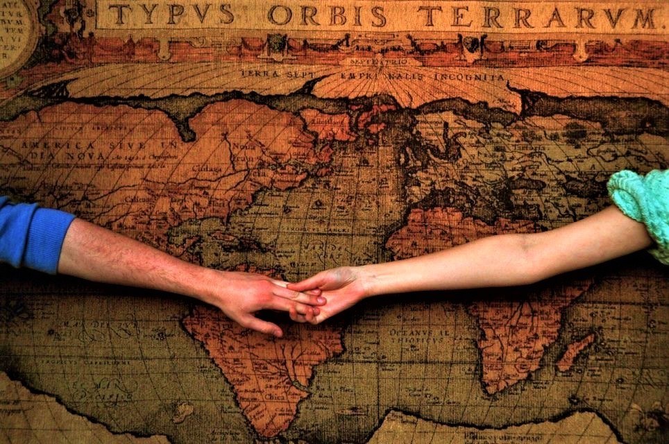 Beste Geschenkideen für Fernfreund. Graviertes Schmuckgeschenk für Mann