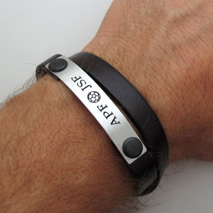 Personalisiertes Herrenarmband - Wickelarmband