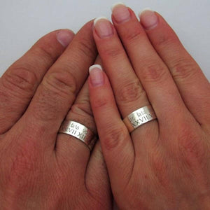 Personalisierter Ring aus reinem Silber