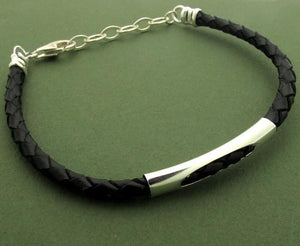 Schwarzes Lederarmband für Männer